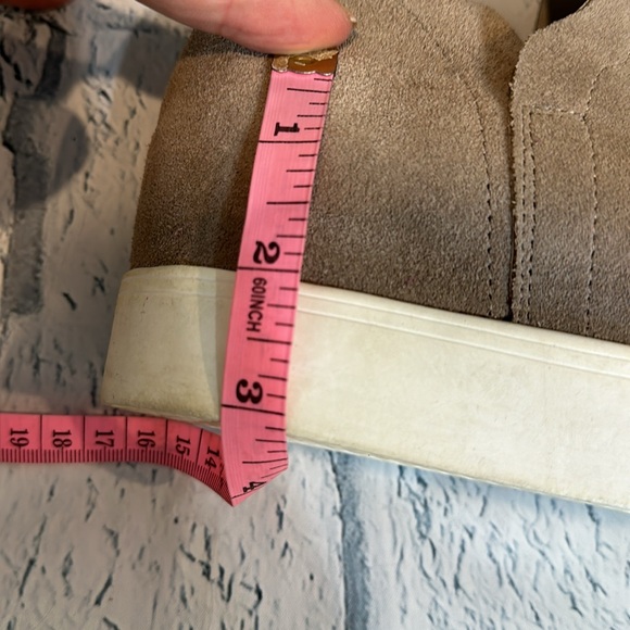 Steve Madden taupe hidden wedge sneaker - Picture 9 of 9